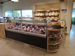 695-biocoop-varces-bio-traiteur-fromage-charcuterie-pain-local.webp